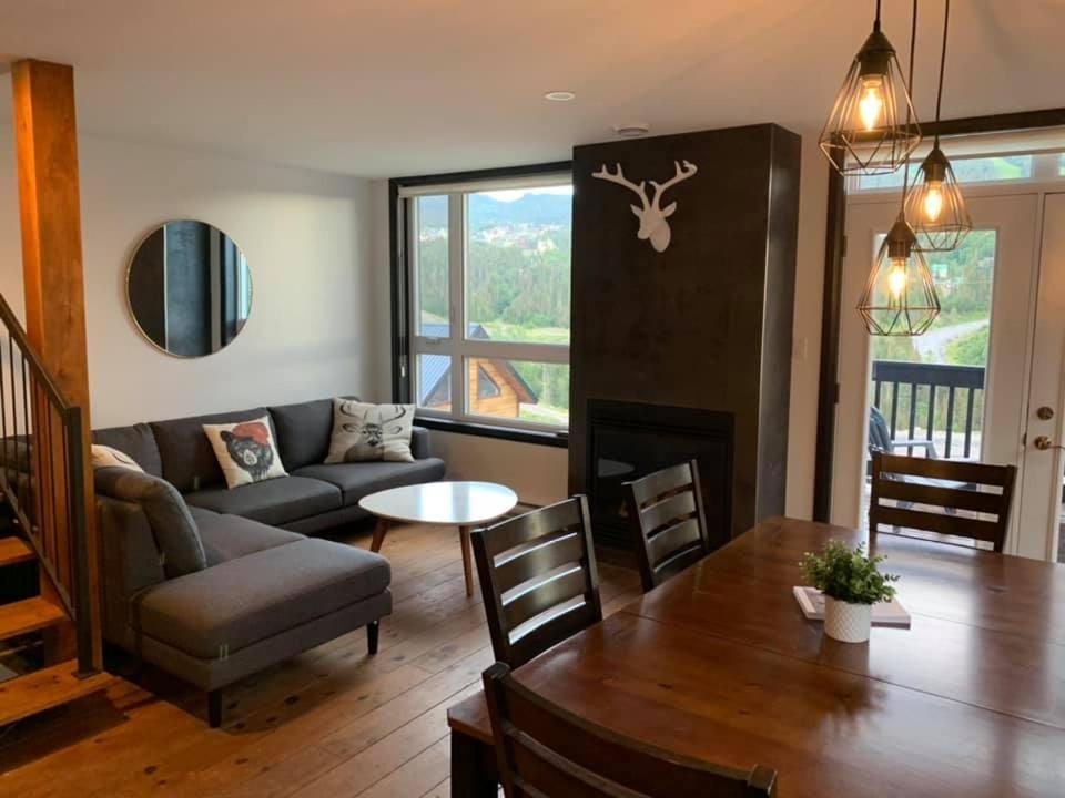 הוילה Saint-David-de-Falardeau Le Chalet Du Vali מראה חיצוני תמונה